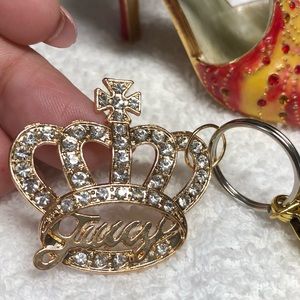⭐️✨s*xy keychain with loads of bling-gold tones-made for a princess
